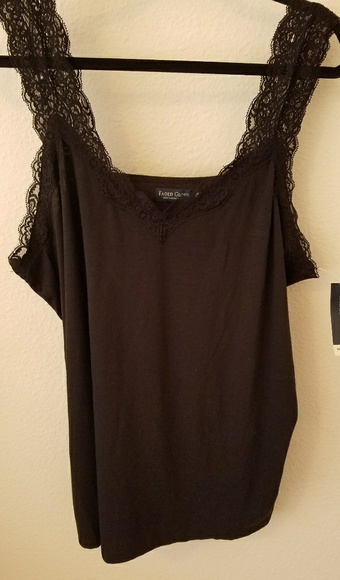 Tops - Black tank top